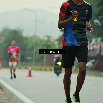Runner Photo 7044914