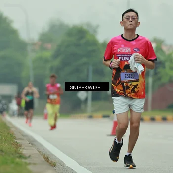 Runner Photo 7044915