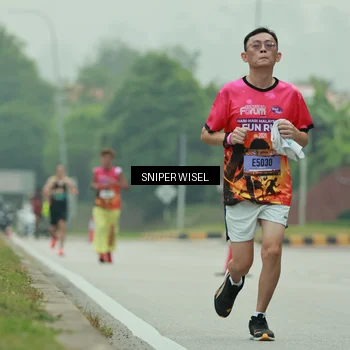 Runner Photo 7044919