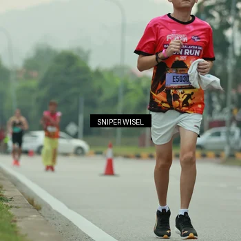 Runner Photo 7044931