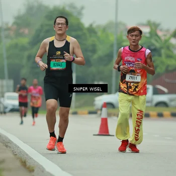 Runner Photo 7044951
