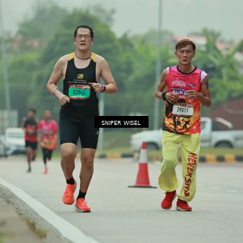 Runner Photo 7044954