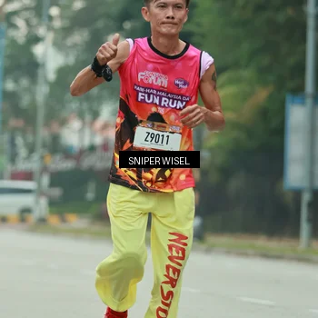 Runner Photo 7044981