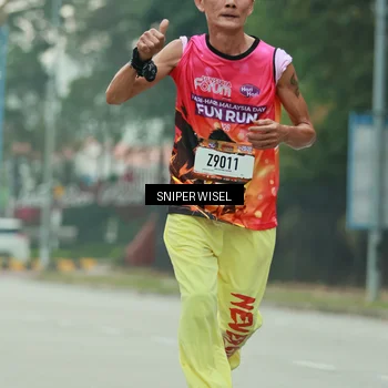 Runner Photo 7044990