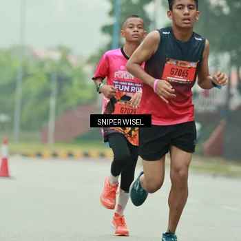 Runner Photo 7044996