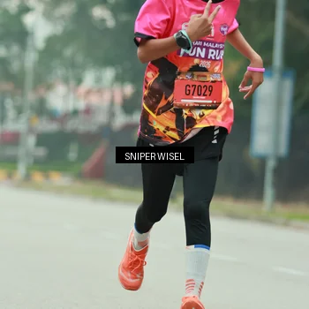 Runner Photo 7045024