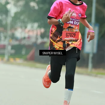 Runner Photo 7045027