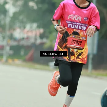 Runner Photo 7045029