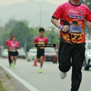 Runner Photo 7045046