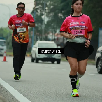 Runner Photo 7045057