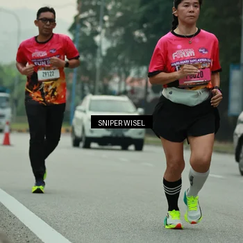 Runner Photo 7045058