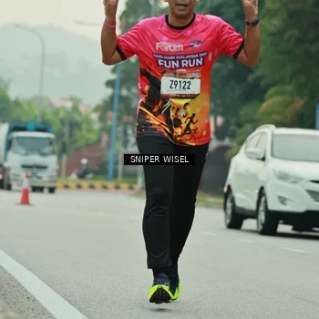 Runner Photo 7045063