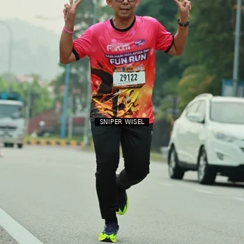Runner Photo 7045066