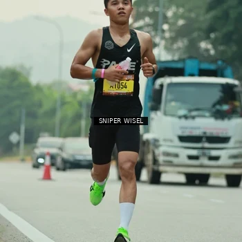 Runner Photo 7045081