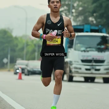Runner Photo 7045086