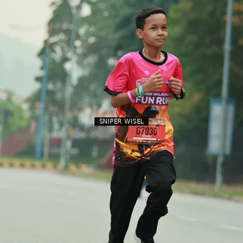 Runner Photo 7045116