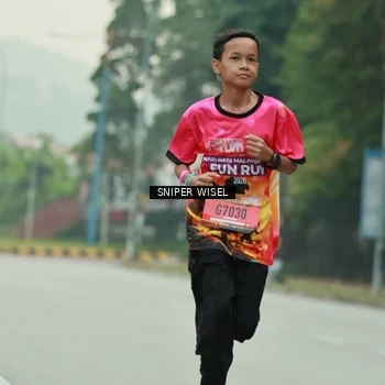 Runner Photo 7045120