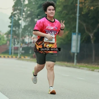 Runner Photo 7045125