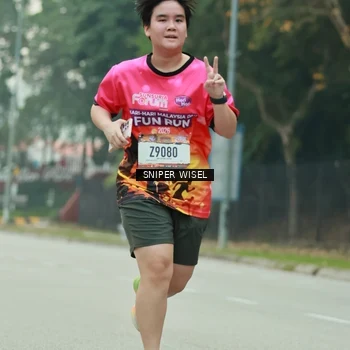 Runner Photo 7045133