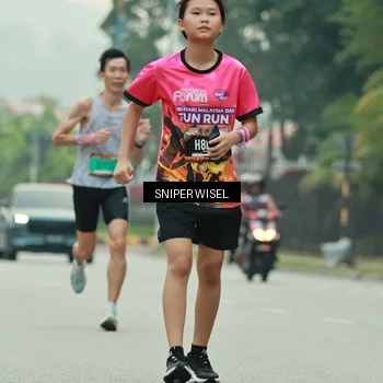 Runner Photo 7045161