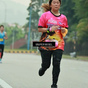 Runner Photo 7045176