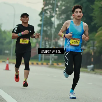 Runner Photo 7045213
