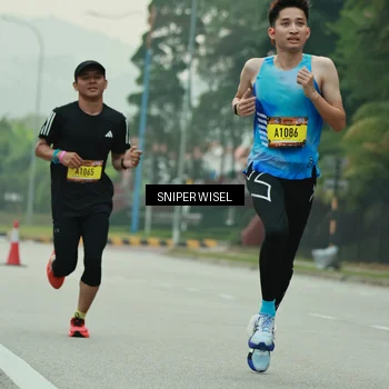 Runner Photo 7045218