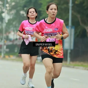 Runner Photo 7045242