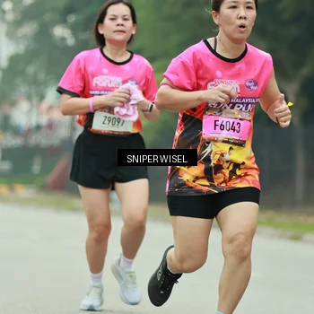 Runner Photo 7045259