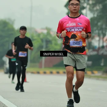 Runner Photo 7045265