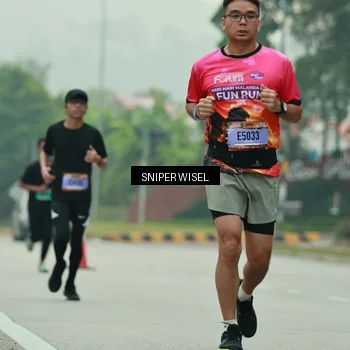 Runner Photo 7045267