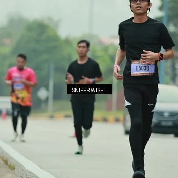 Runner Photo 7045278