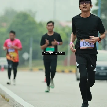 Runner Photo 7045282