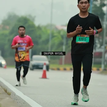 Runner Photo 7045288