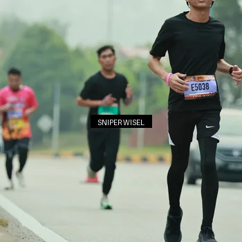 Runner Photo 7045291