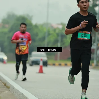 Runner Photo 7045297