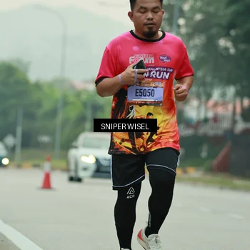 Runner Photo 7045315