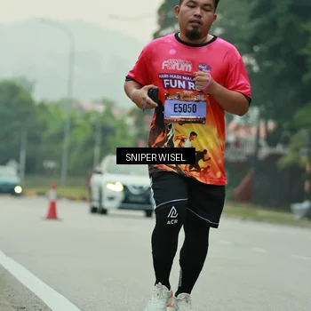 Runner Photo 7045319