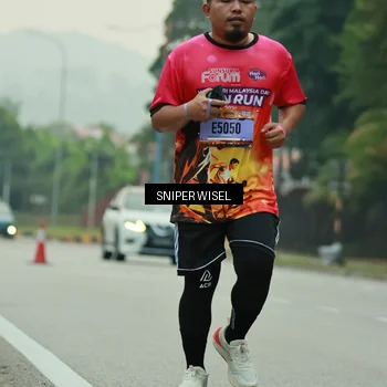 Runner Photo 7045327
