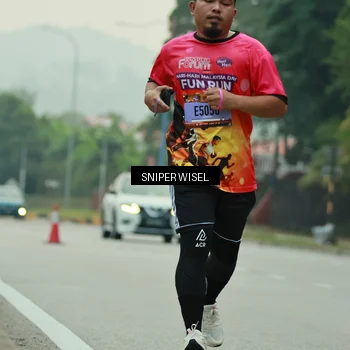 Runner Photo 7045328