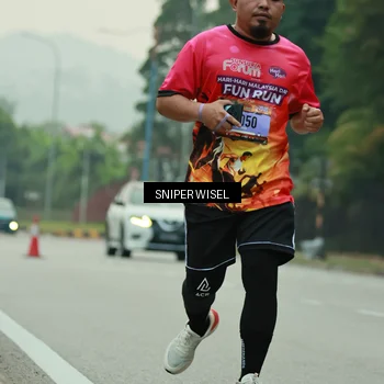 Runner Photo 7045339