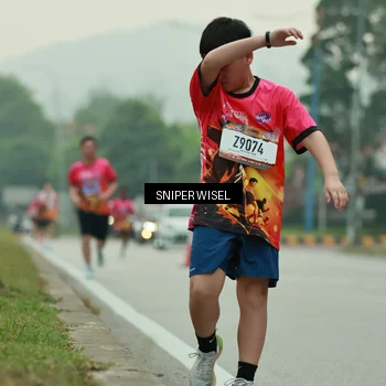 Runner Photo 7045340