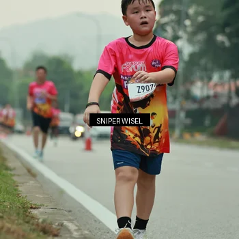 Runner Photo 7045348