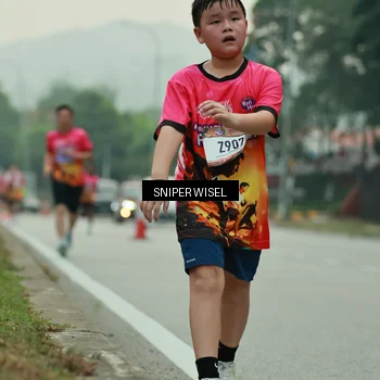 Runner Photo 7045354