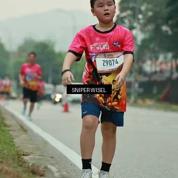 Runner Photo 7045355