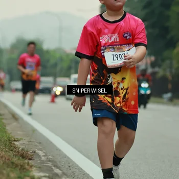 Runner Photo 7045364