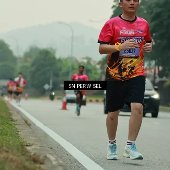 Runner Photo 7045367