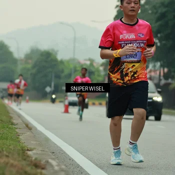 Runner Photo 7045368