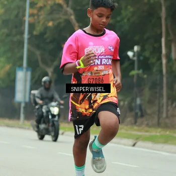 Runner Photo 7045390