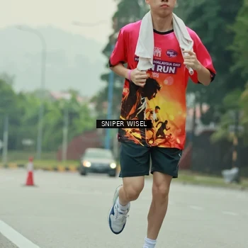 Runner Photo 7045408